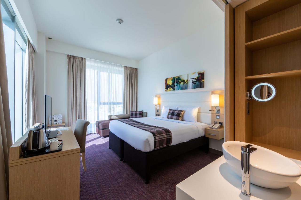 Premier Inn Dubai Dragon Mart Luaran gambar